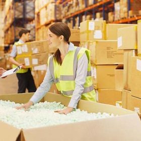 Kho hàng quận tân phú ở đâu? Giá thuê là bao nhiêu?