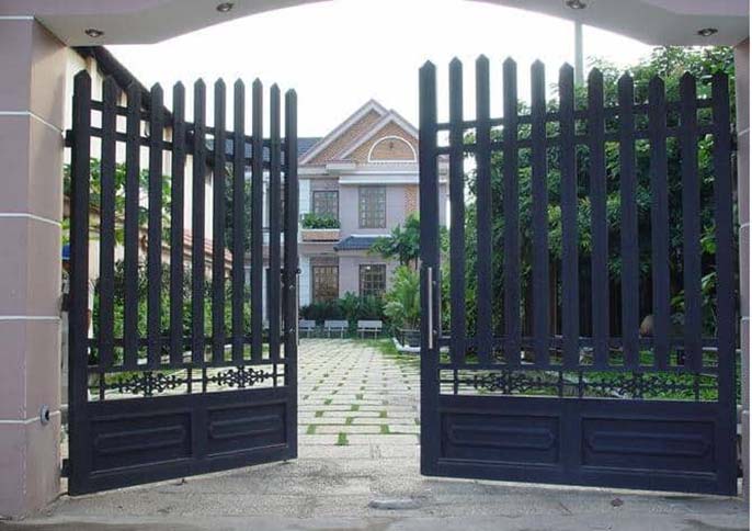 Những điều kiêng kỵ khi làm cổng nhà bạn nên biết 