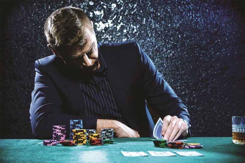 Tổng Hợp Thuật Ngữ Poker Cơ Bản Bạn Cần Biết 