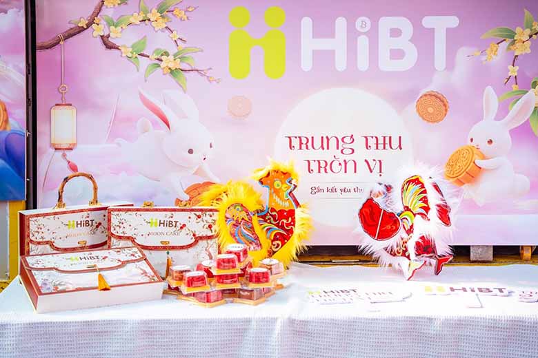 HiBT lan tỏa yêu thương giữa muôn nẻo đường phố - Điểm sáng CSR mùa trăng